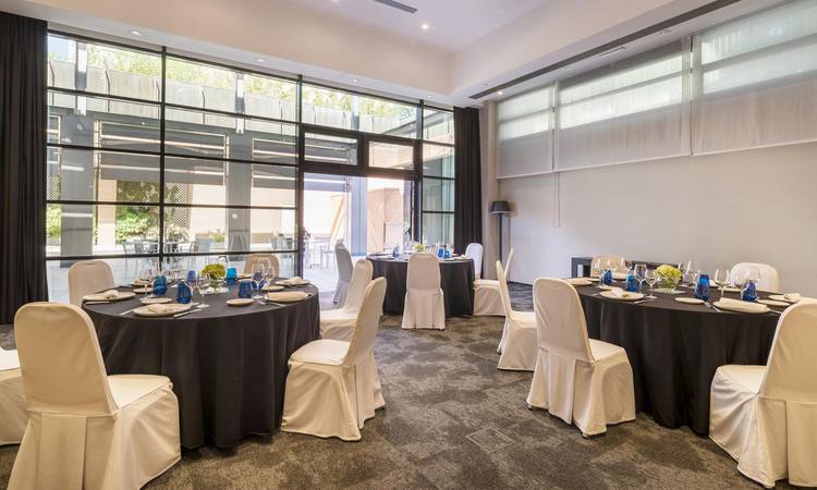 Salón Fórum 1 Hotel ILUNION Pío XII Madrid Salón Fórum 1 Hotel ILUNION Pío XII Madrid