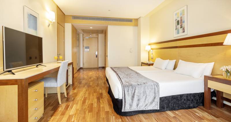 Habitación accesible Hotel ILUNION Pío XII Madrid
